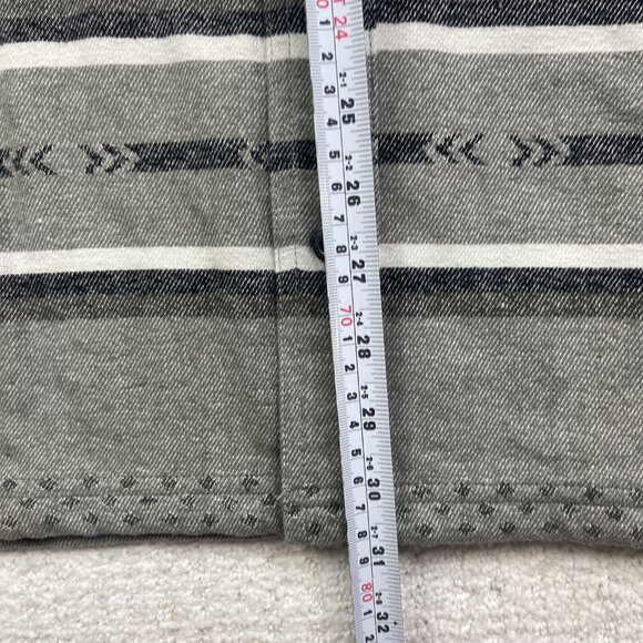 NWT Dravus Shirt Mens S Grey Aztec Print AOP LongSleeve Button Up Flannel Skate - Picture 11 of 13